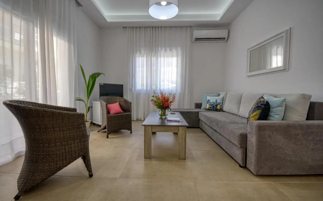 The Rhodes Marina Apartment
