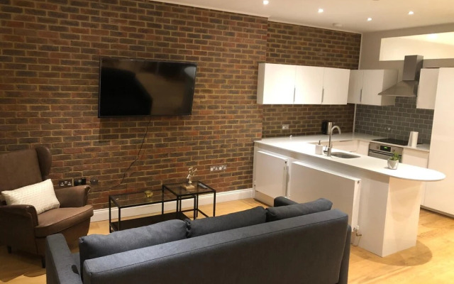 Stamford Brook Apartments