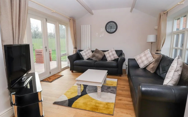 Commonwood Cottage