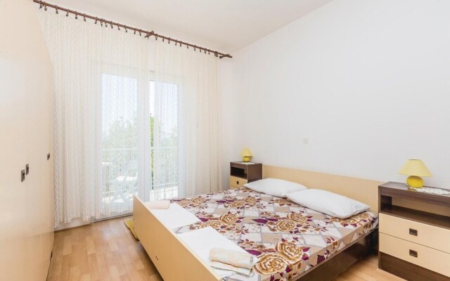 Awesome Home in Rab With Wifi and 2 Bedrooms