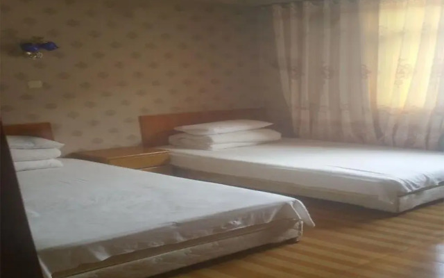Wuyuan Meihua Hotel
