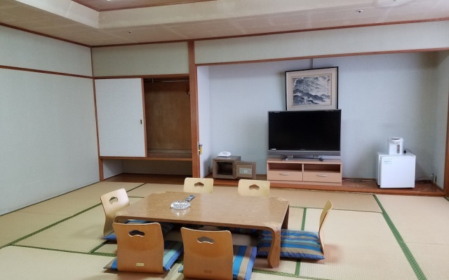Breezbay Resort Yamaga – Guest Rooms – Yamaga