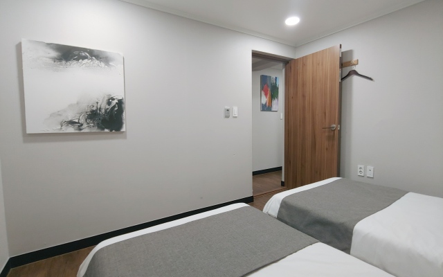 Jeju Hotel Tong Yeondong