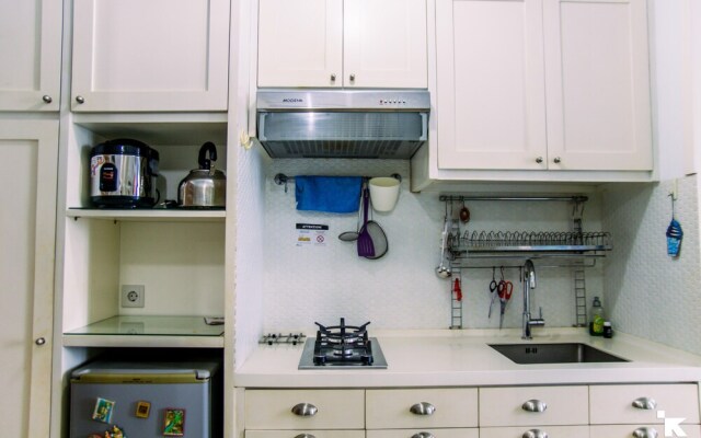 Cozy Studio With City View At Apartment Woodland Park Residence