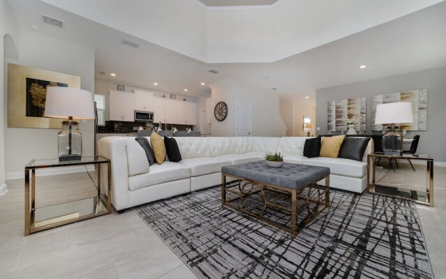 Villa W/private Pool &themed Rooms, Near Disney!