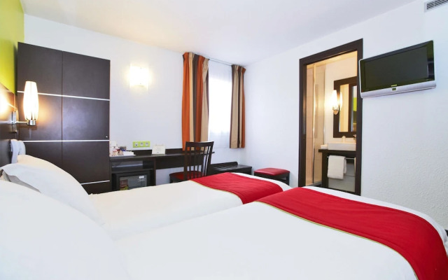 Kyriad Design Enzo Reims Tinqueux