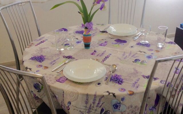 Adorable Studio Apartment 200 Meters Distant From the Beach !