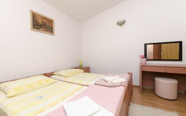 Apartment Smiljana