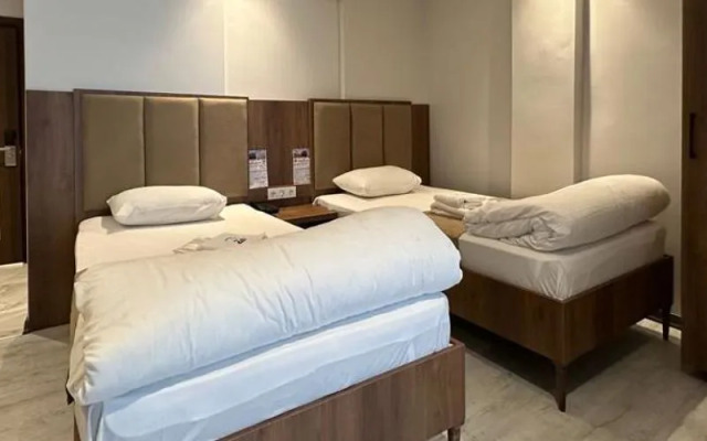 Derya Hotel
