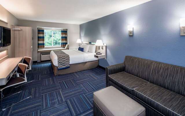 Microtel Inn & Suites by Wyndham Greenville / Woodruff Rd