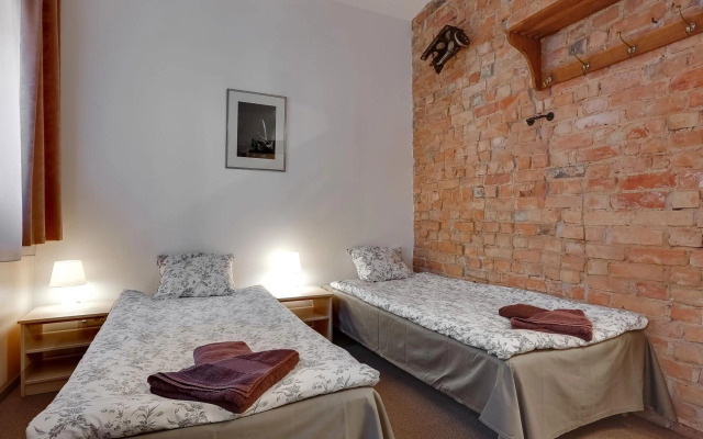 Janne Hotel
