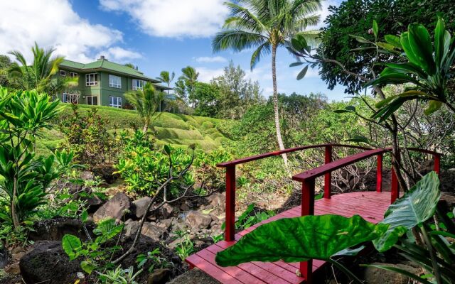Waiakalua 4 Bedroom Home