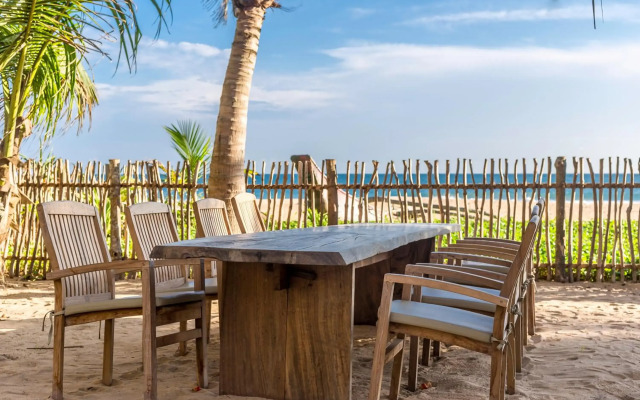 Villa Saffron Hikkaduwa