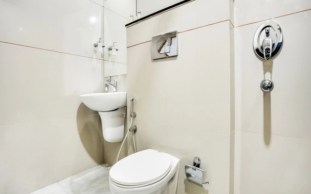 Capital O 60558 Hotel Midhuna International