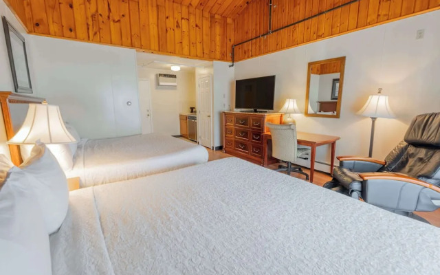 Waves Oceanfront Resort