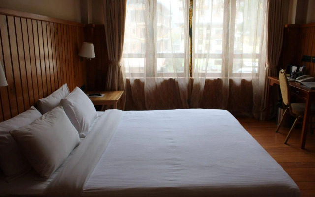 Pedling Hotel