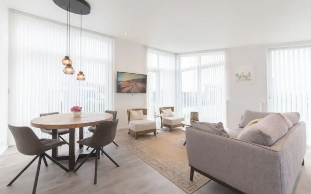 Modern, High-quality Chalet With Wifi Near the Oosterschelde