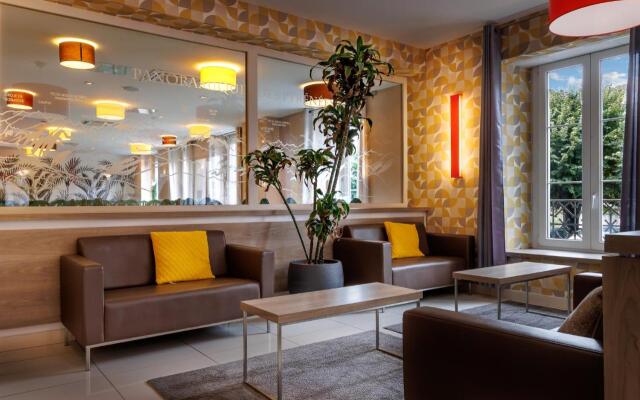 Hotel Saint Louis De France