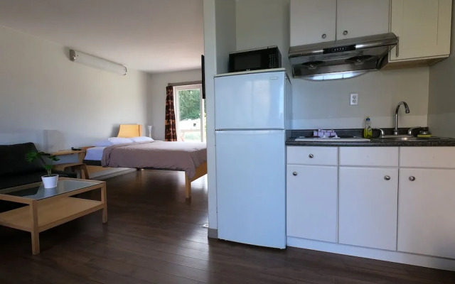 Qualicum Bay Resort