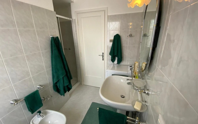 Ines in Verbania With 2 Bedrooms and 1 Bathrooms