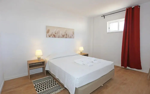 X 10 - 2 Bed Apartment in Quinta da Ponte