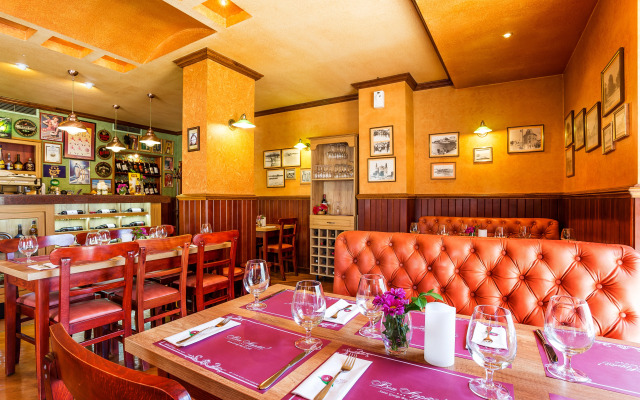 Saint George Hotel & Medical Spa