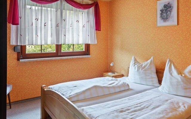 Cozy Cottage in Langenbach Thuringia near Lake