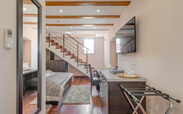 Palace Suites Heritage Hotel – Adults Only