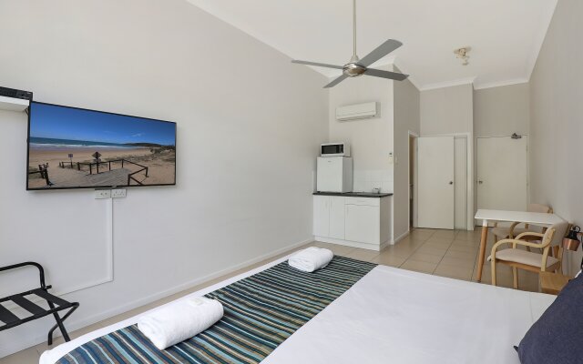 Sandcastles 1770 Motel & Resort