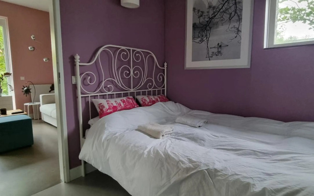 Lovely 1 bedroom with garden bnb