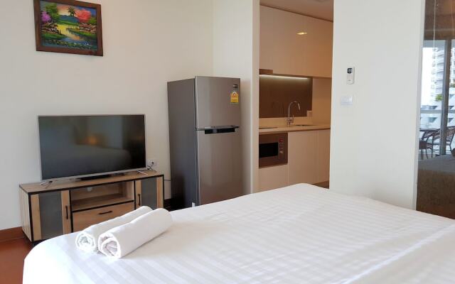 The Palm Studio by Pattaya Holiday