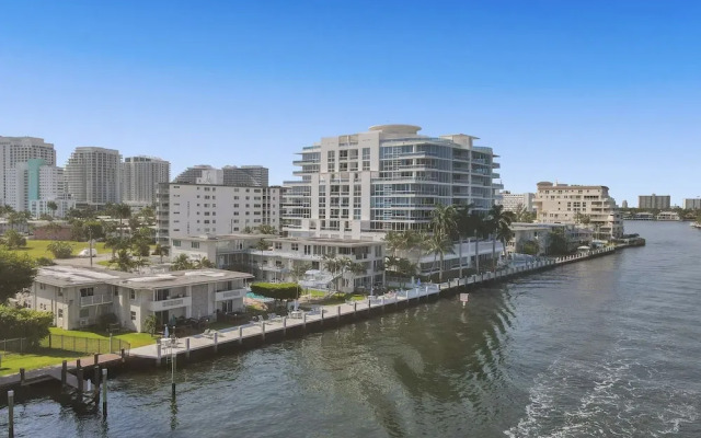 Serene Seaside Escape 1BR Bliss