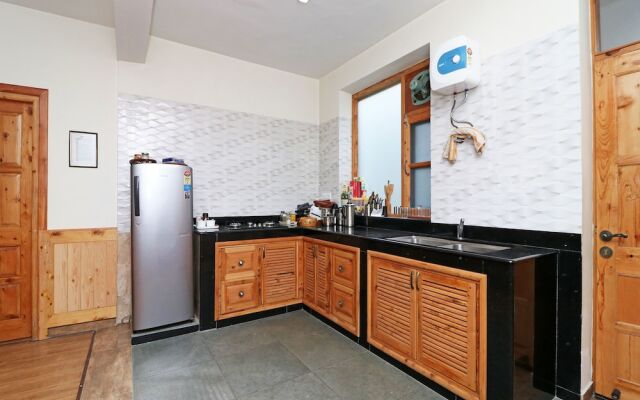 OYO 13875 Home Luxury 3BHK Hill View