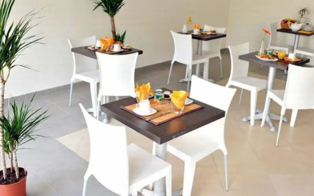 Appart'City Paris les Ulis (Ex Park&Suites)