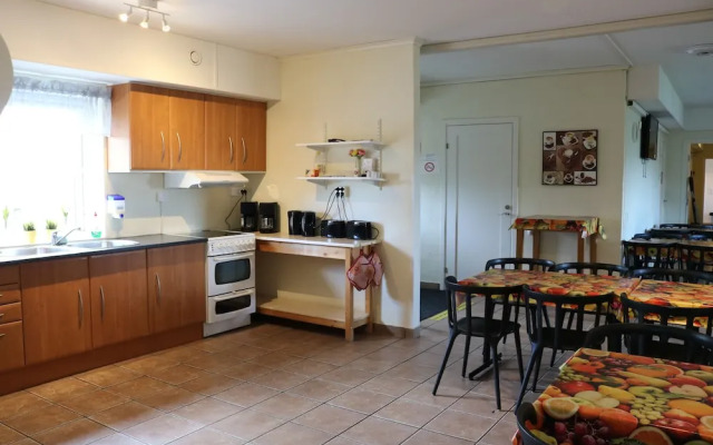Kärraton Vandrarhem - Hostel