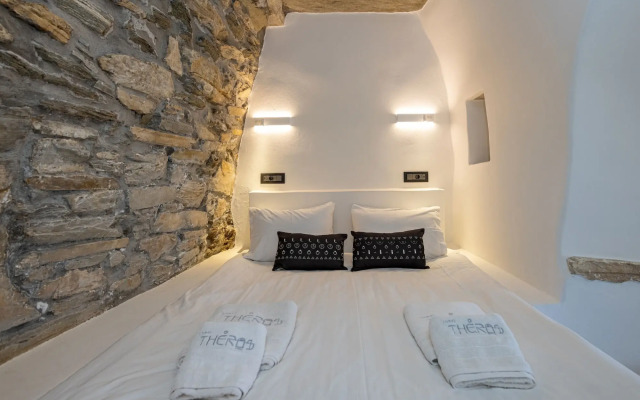 Living Theros Luxury Suites