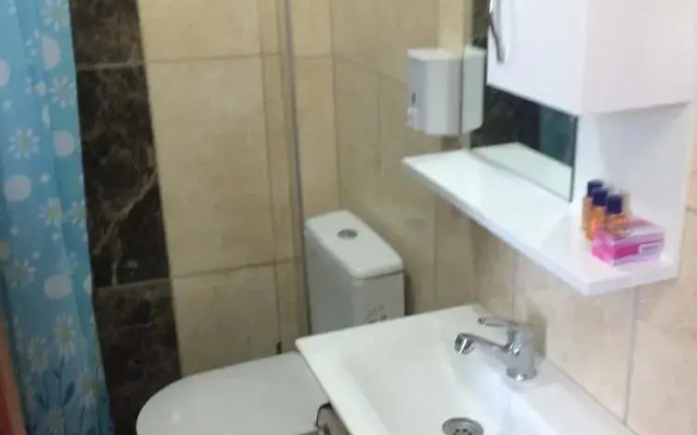 Ev Otel