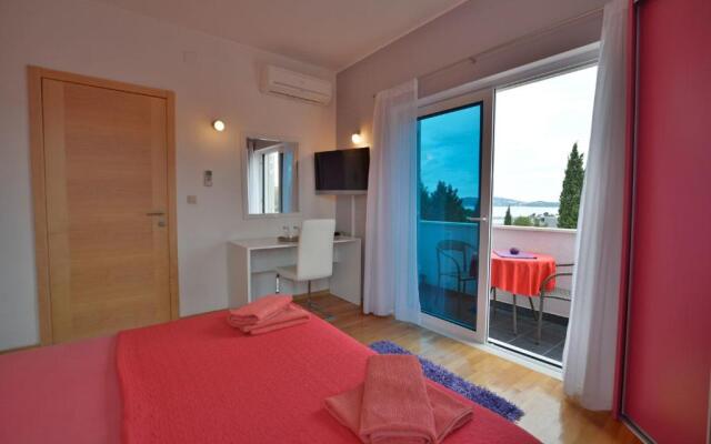 Villa Avantgarde B&B