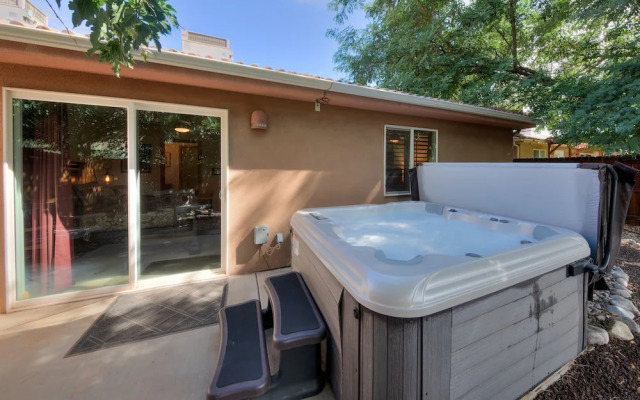 Cottonwoods 401