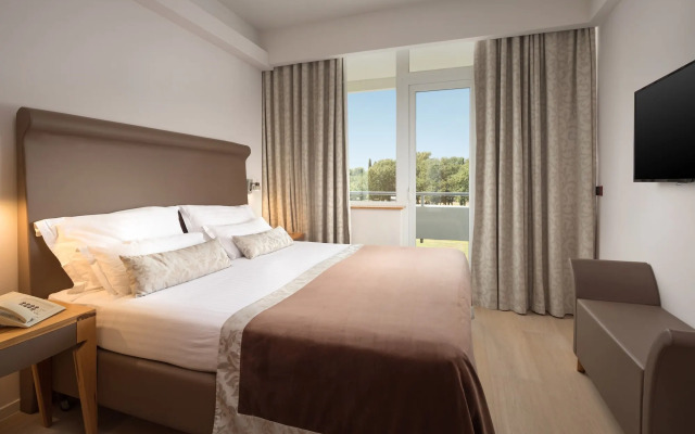 Hotel Pelegrin Plava Laguna