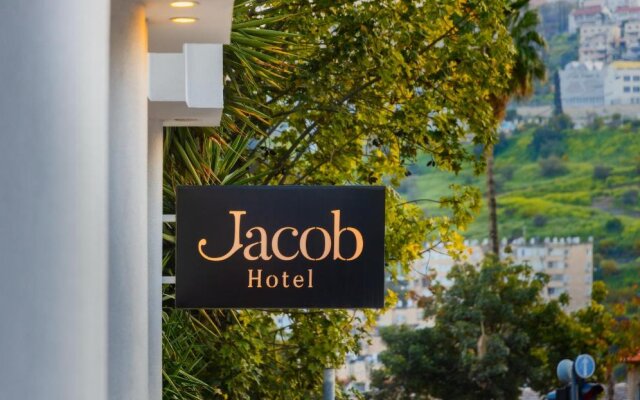 Jacob Tiberias by Jacob Hotels