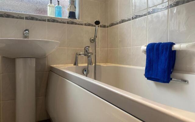 Remarkable 3-bed Hot Tub House in Blackpool
