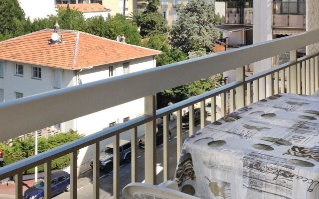 Apartment With one Bedroom in Cannes, With Wonderful City View, Furnis