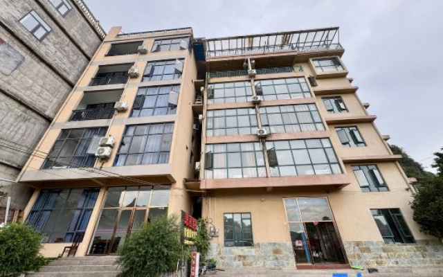Yangshuo Siqian Inn (Yulonghe Bamboo Pai Drifting Jinlongqiao Wharf) – Exterior – Guilin