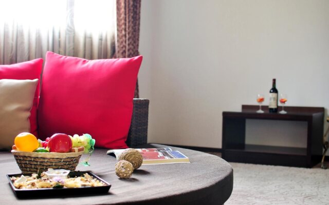 Tai Yi Red Maple Resort