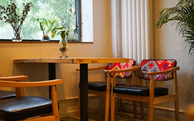 See you Hostel Lama Temple&Tian'anmen& Forbidden City ,One stop on the special line to the airport