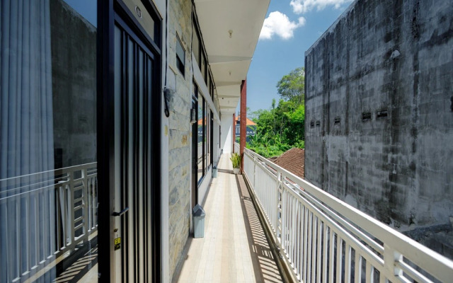 RedDoorz Syariah near Universitas Muhammadiyah Jember