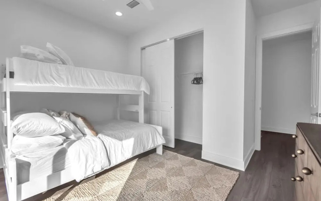 Azul Townhomes A4 - Sunset
