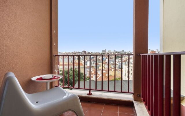 Damasceno Large Apartment