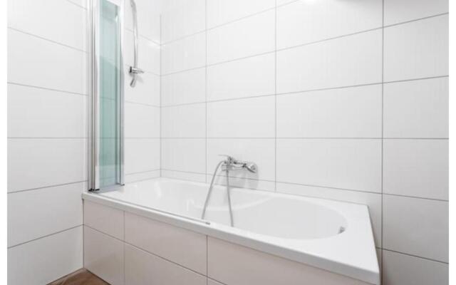 N45 · Penthouse near Schoenbrunn. Amazing Terrasse! N45